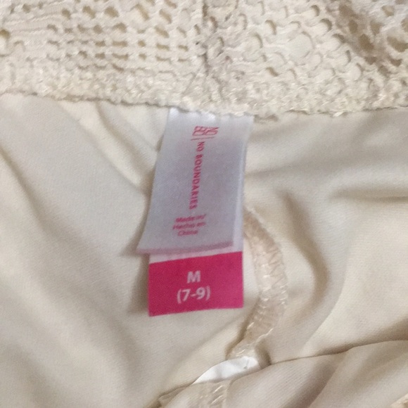 No boundaries lace pants with shorts - Picture 5 of 7